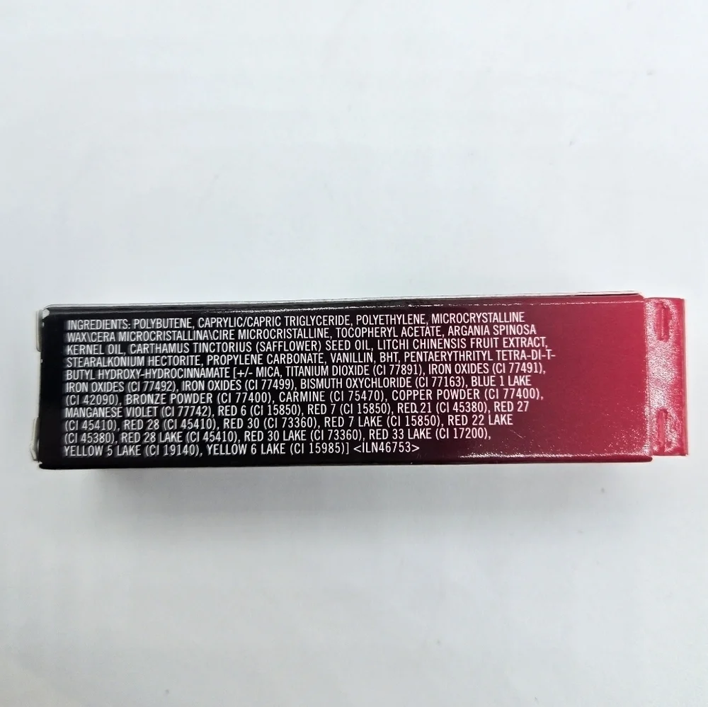 MAC You're So Vain 419 Love Me Lipstick - Picture 8 of 16